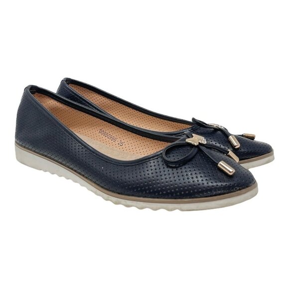 T.TACCARDI Size 35 Black Perforated Ballet Flats Shoes Bow Comfort - Picture 4 of 7